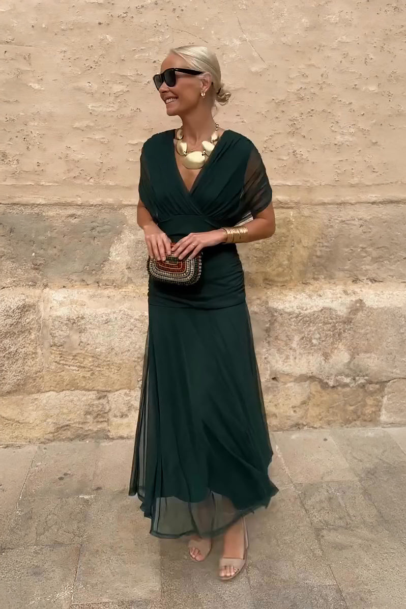 VESTIDO ELEGANTE CON ESCOTE EN V