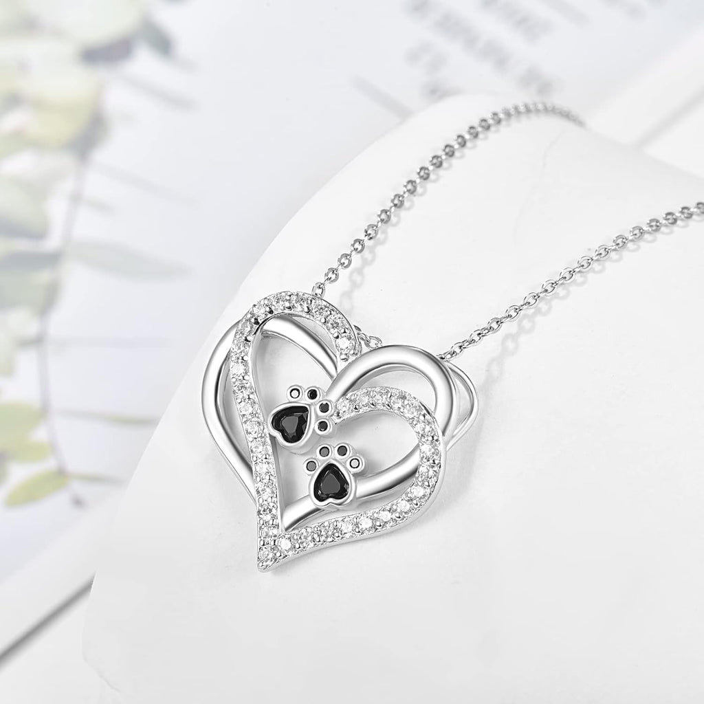 Collar con corazón y huella de perro con circonitas
