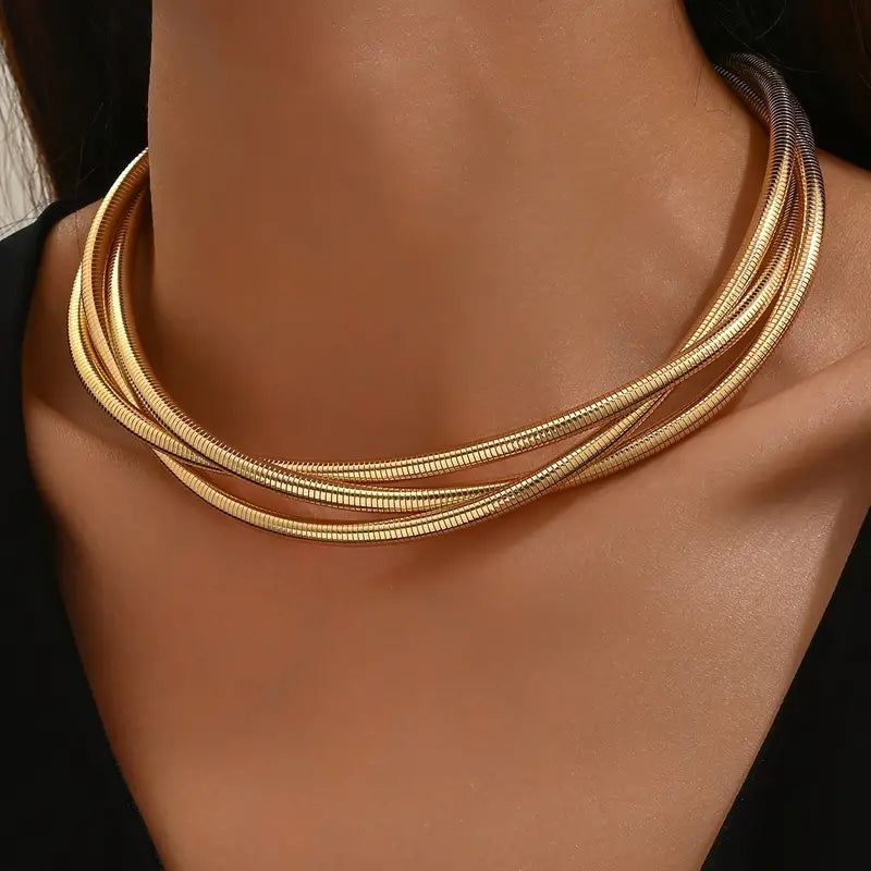 Collar vintage grueso con capas doradas