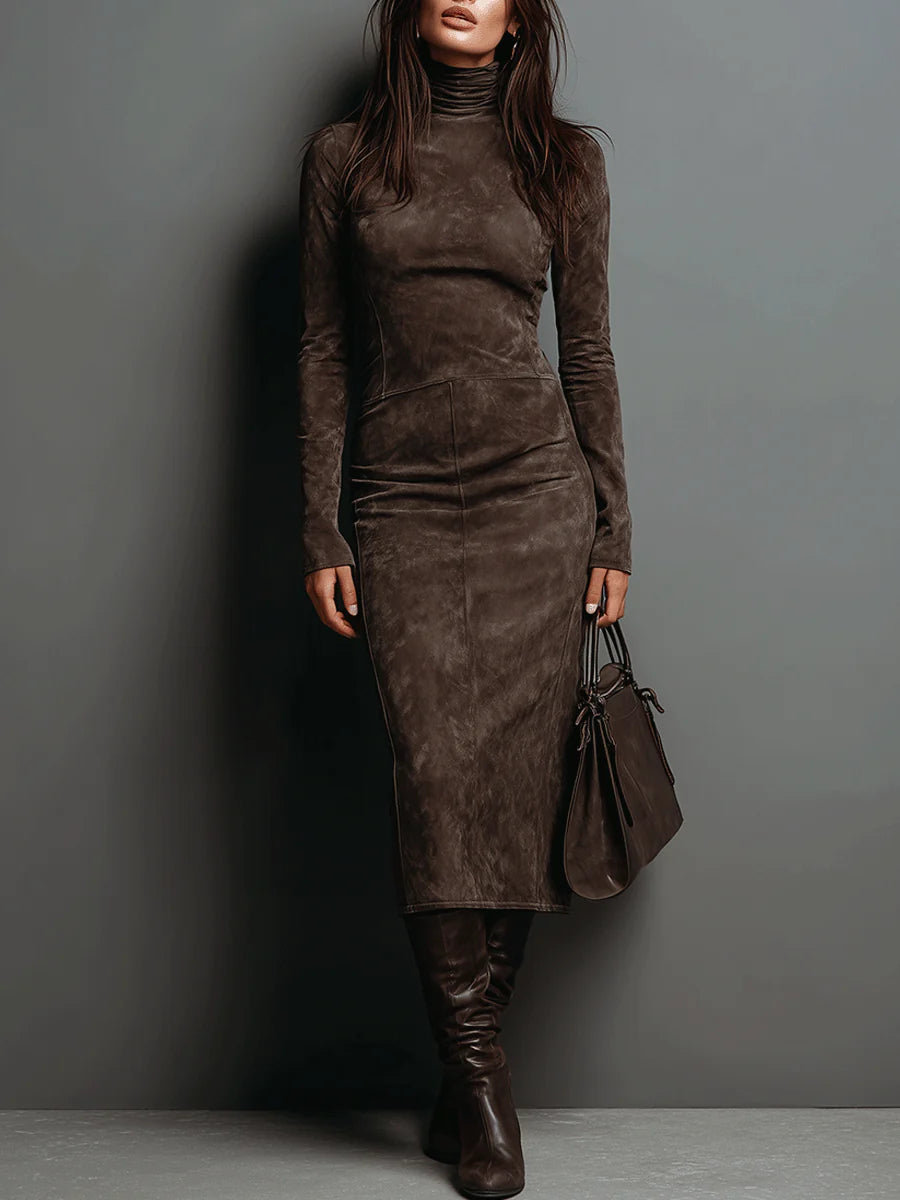 VESTIDO DE CUELLO ALTO CON MANGAS LARGAS