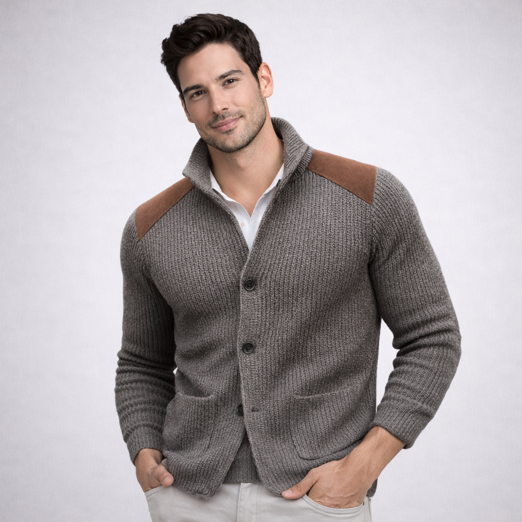 SUÉTER TEXTURIZADO CON DETALLES EN CUERO