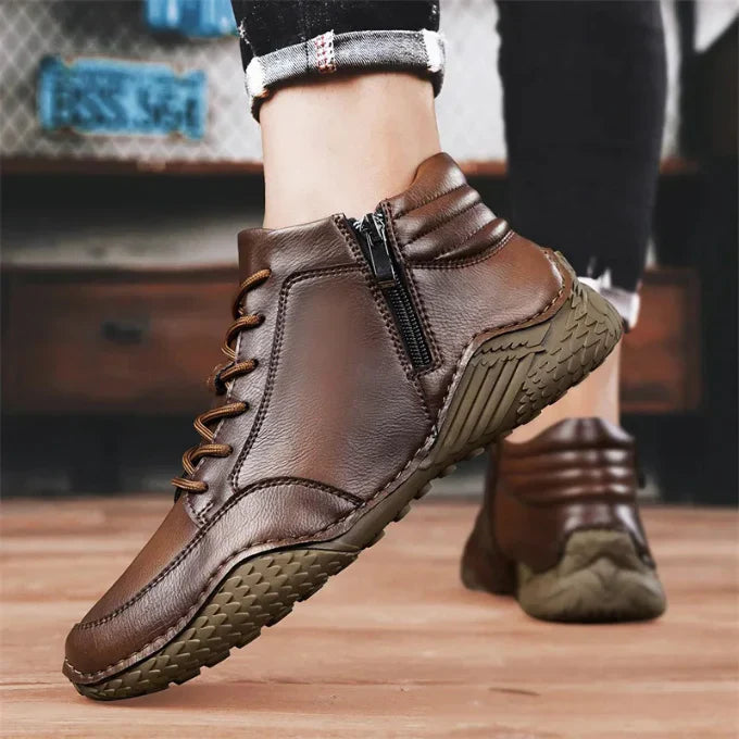 BOTAS DE MEDIA CAÑA EN CUERO