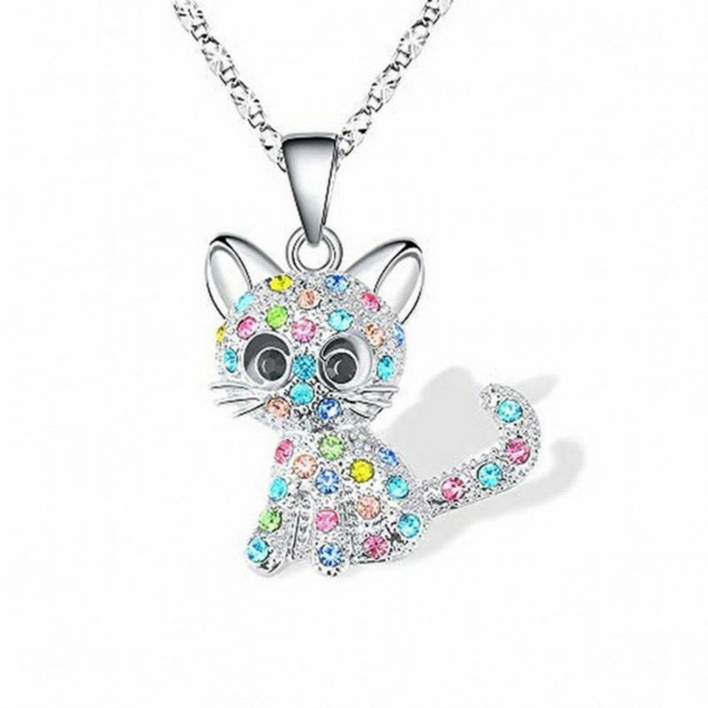 Collar con gatitos plateados y zirconias de colores