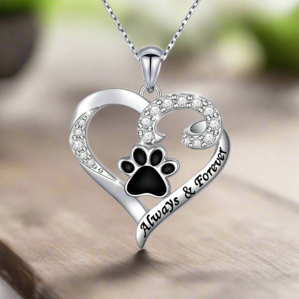 Collar con huella de perro – diseño en forma de corazón de acero inoxidable con zirconias cúbicas