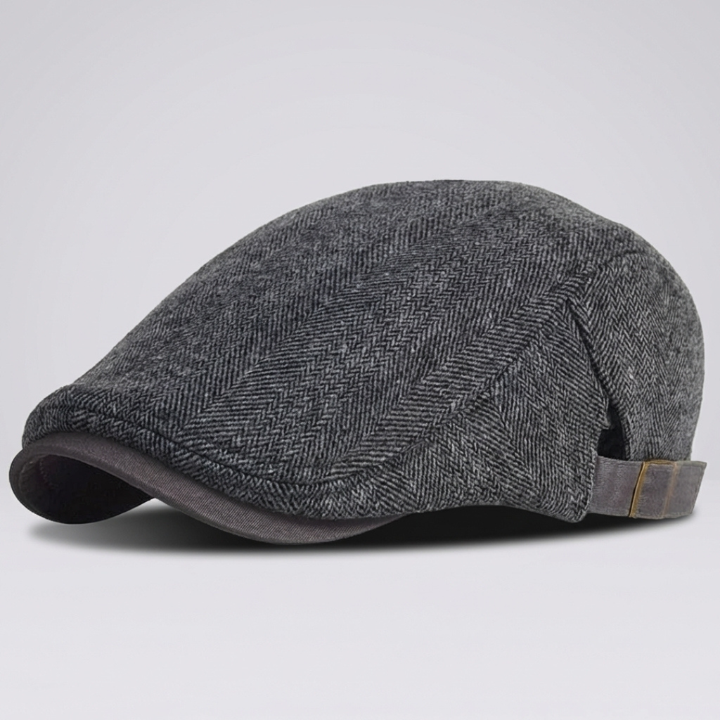 GORRA MODERNA CON PATRÓN DE ESPIGAS