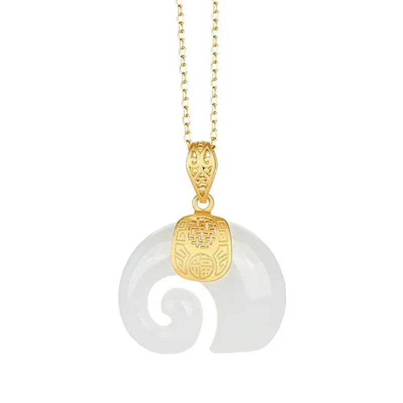Collar con colgante en forma de elefante de jade Hetian – Cadena chapada en oro de 18 quilates para mujer