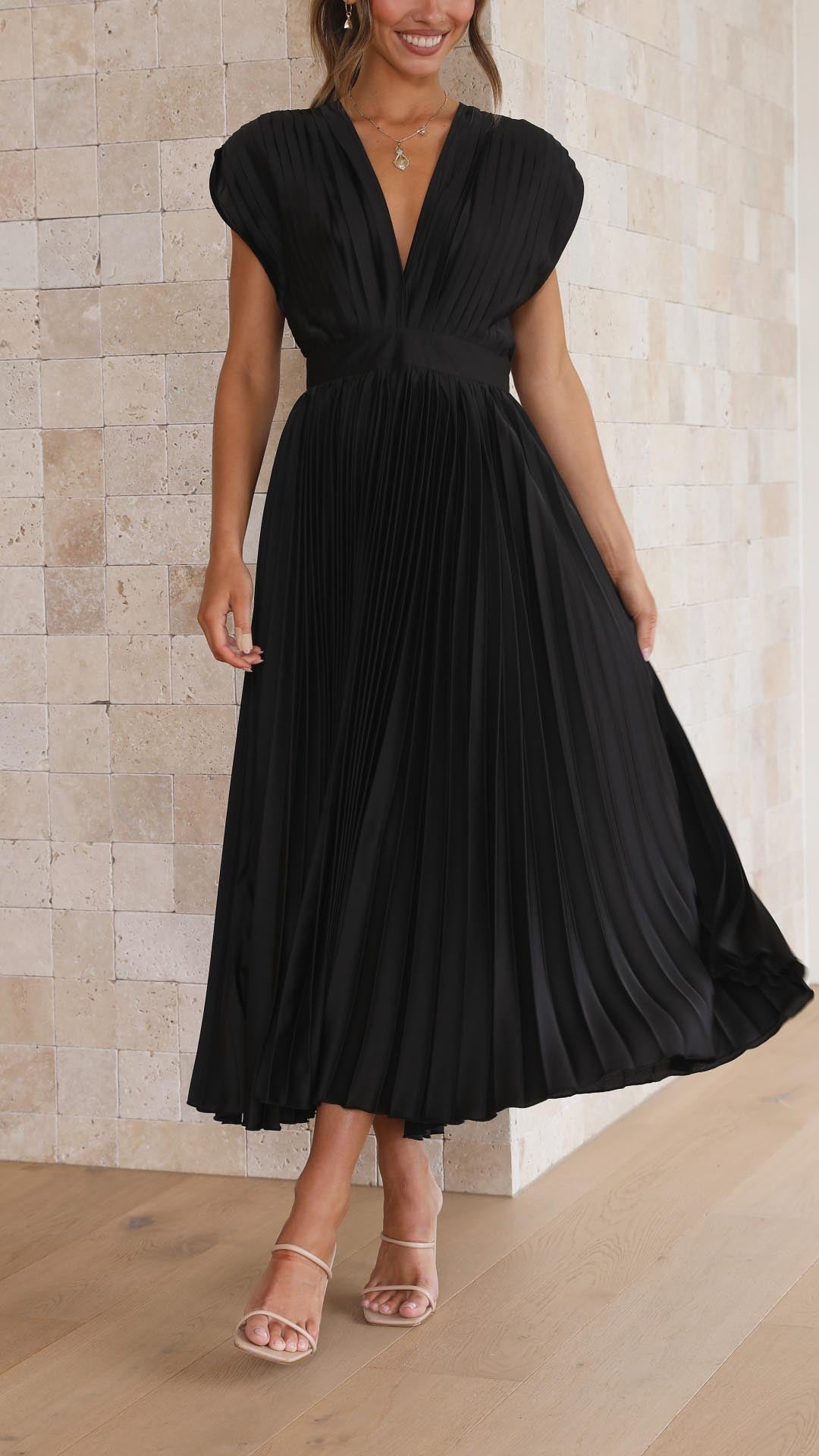VESTIDO PLISADO ELEGANTE