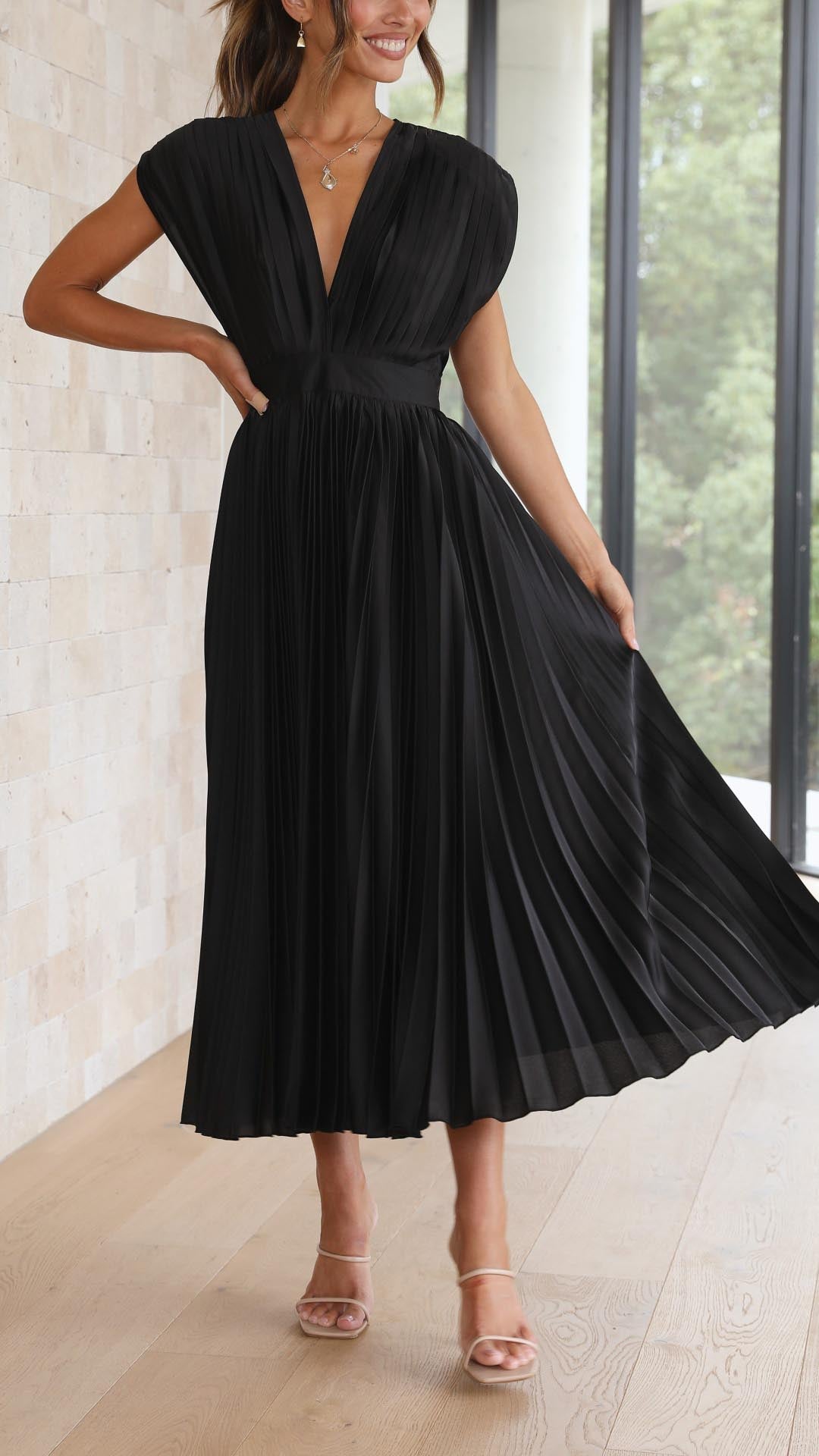 VESTIDO PLISADO ELEGANTE