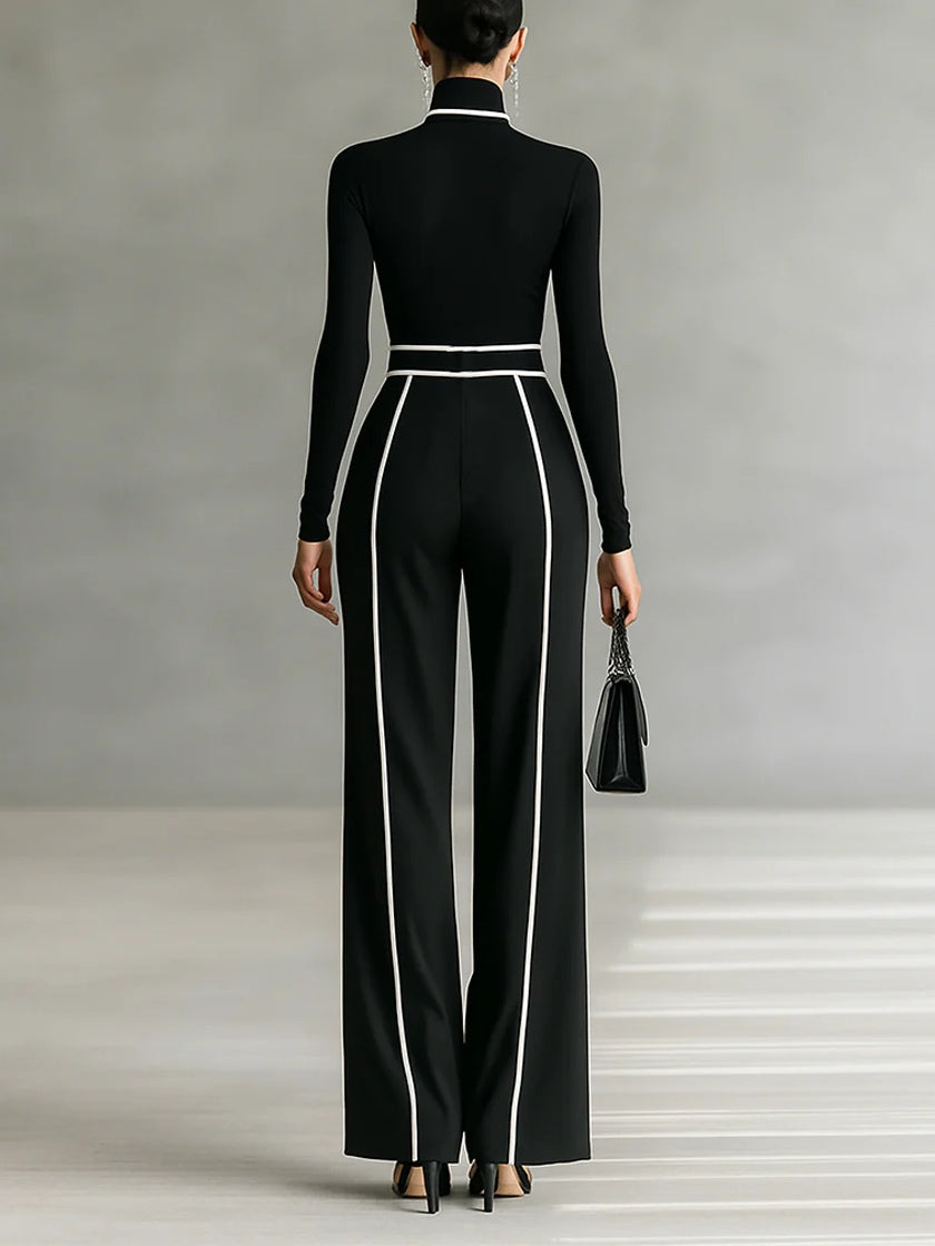 CONJUNTO TOP DE CUELLO ALTO Y PANTALONES CON CINTURÓN
