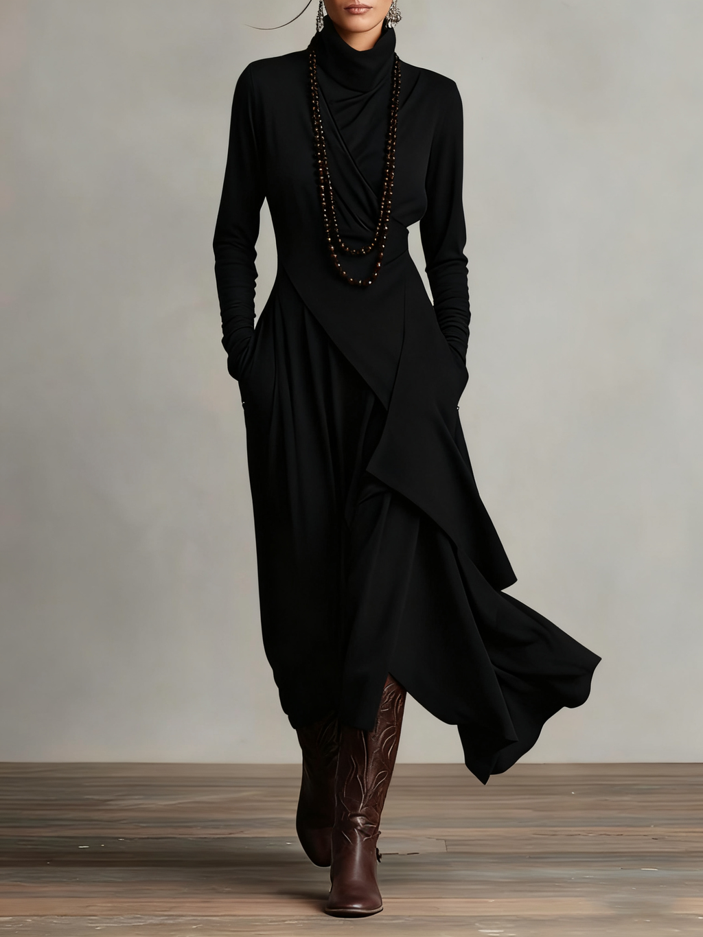 VESTIDO ASIMÉTRICO CON CUELLO ALTO