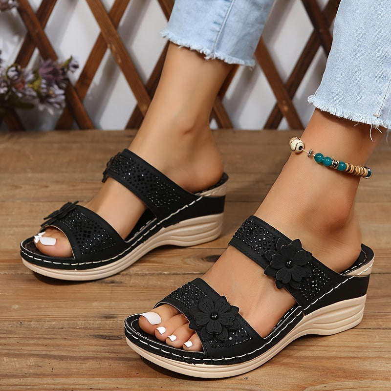 SANDALIAS CÓMODAS CON CUÑA SUSANA