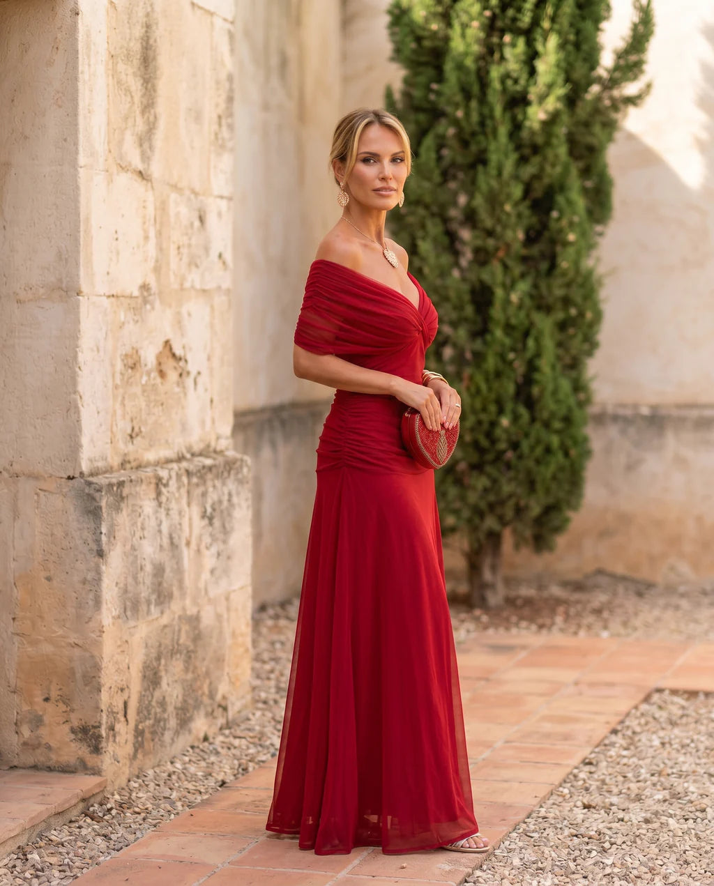 VESTIDO ELEGANTE CON ESCOTE EN V