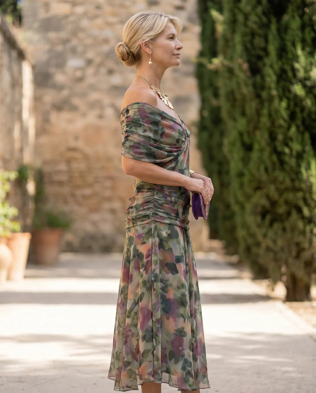 VESTIDO ELEGANTE CON ESCOTE EN V
