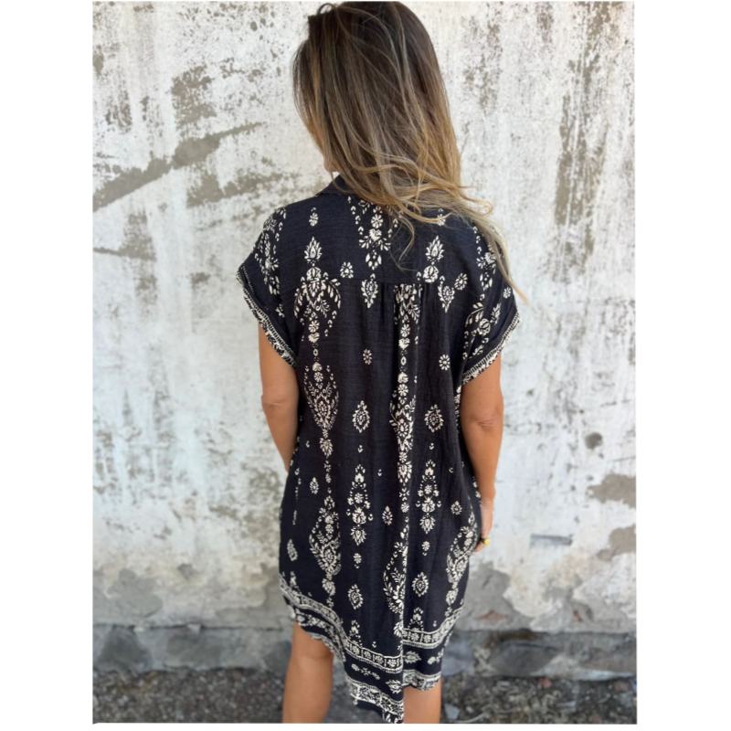 VESTIDO ESTAMPADO CON BOLSILLOS